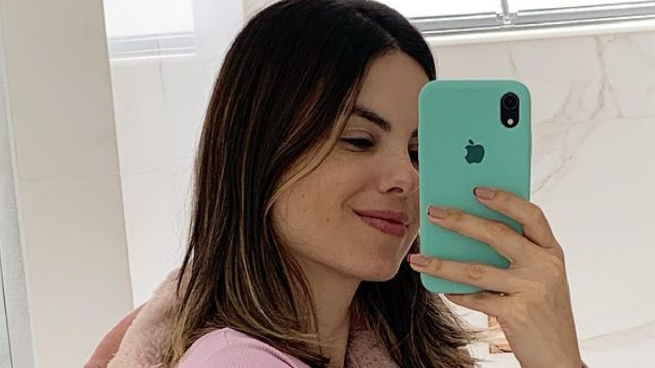 Chegou a vez dela! Sthefany Brito comemora vacinação contra a Covid-19: “Nunca me senti tão feliz”