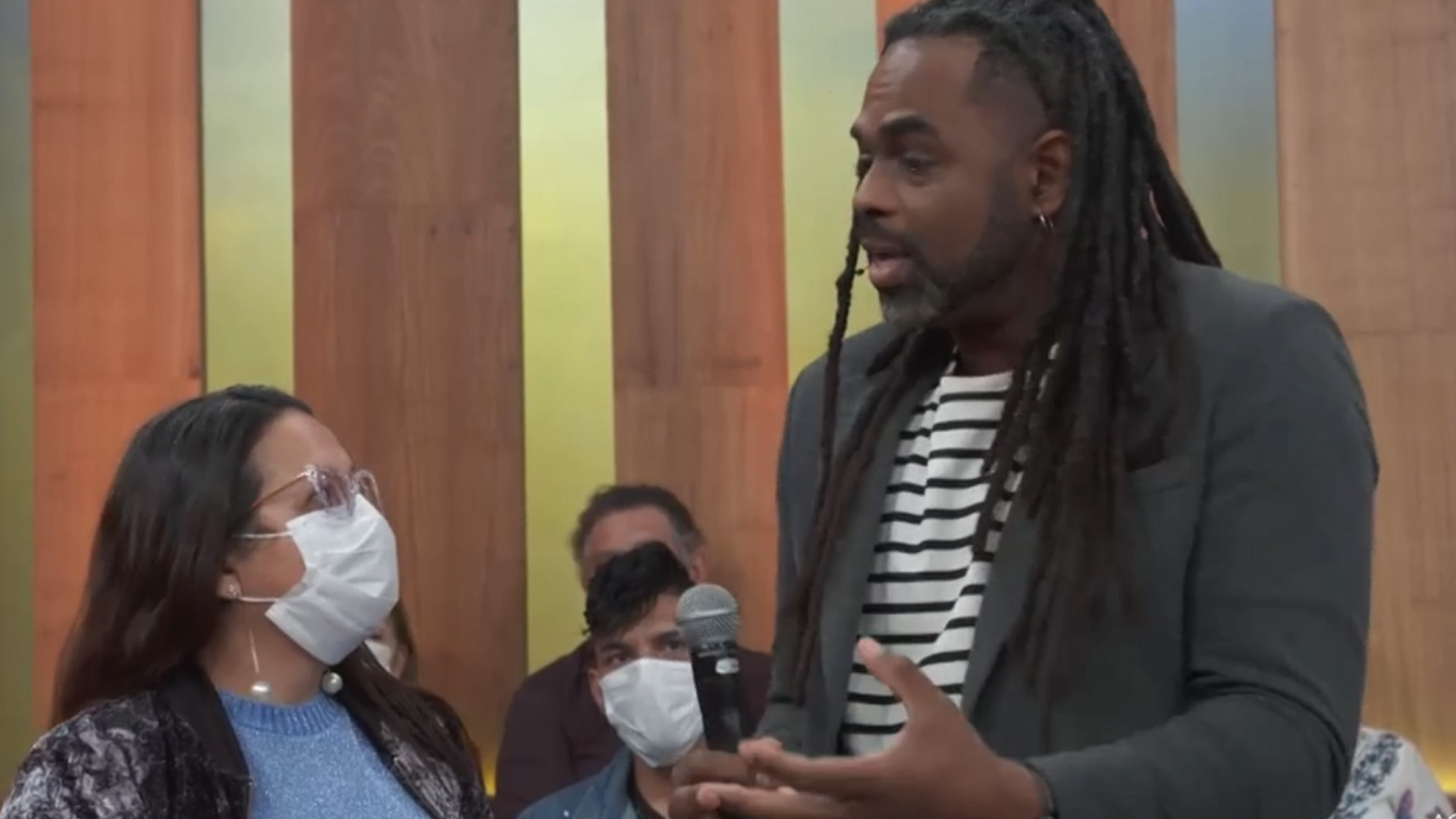 Ao vivo no ‘Encontro’, entrevistada choca ao revelar situação em consultório médico: “Tirei tudo”