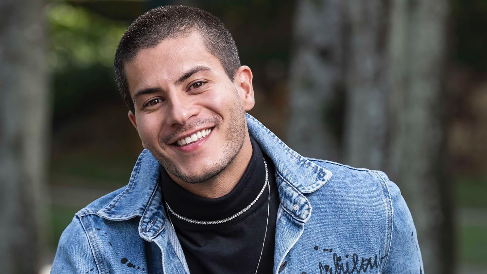 Arthur Aguiar volta atrás, adia carreira de cantor e deve protagonizar filme