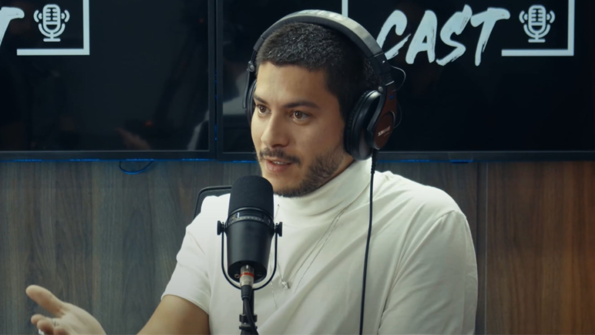 Campeão do BBB22, Arthur Aguiar choca ao revelar idade que perdeu a virgindade: “Muito cedo”