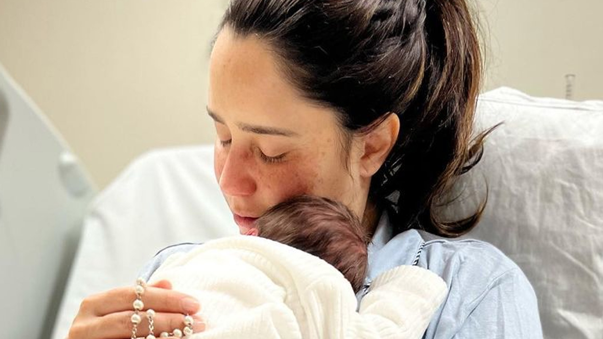 Fernanda Vasconcellos revela perda na família enquanto filho nascia: “Continua machucando”