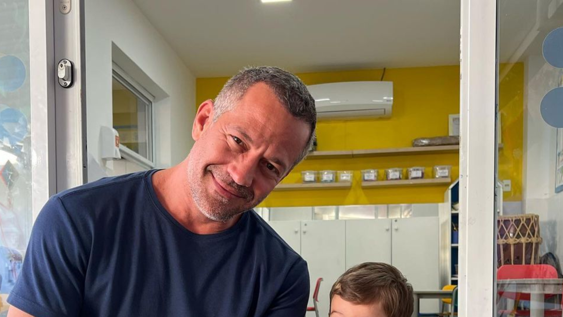 Filho de Malvino Salvador rouba a cena ao surgir vestido de caipira: “Que lindo”