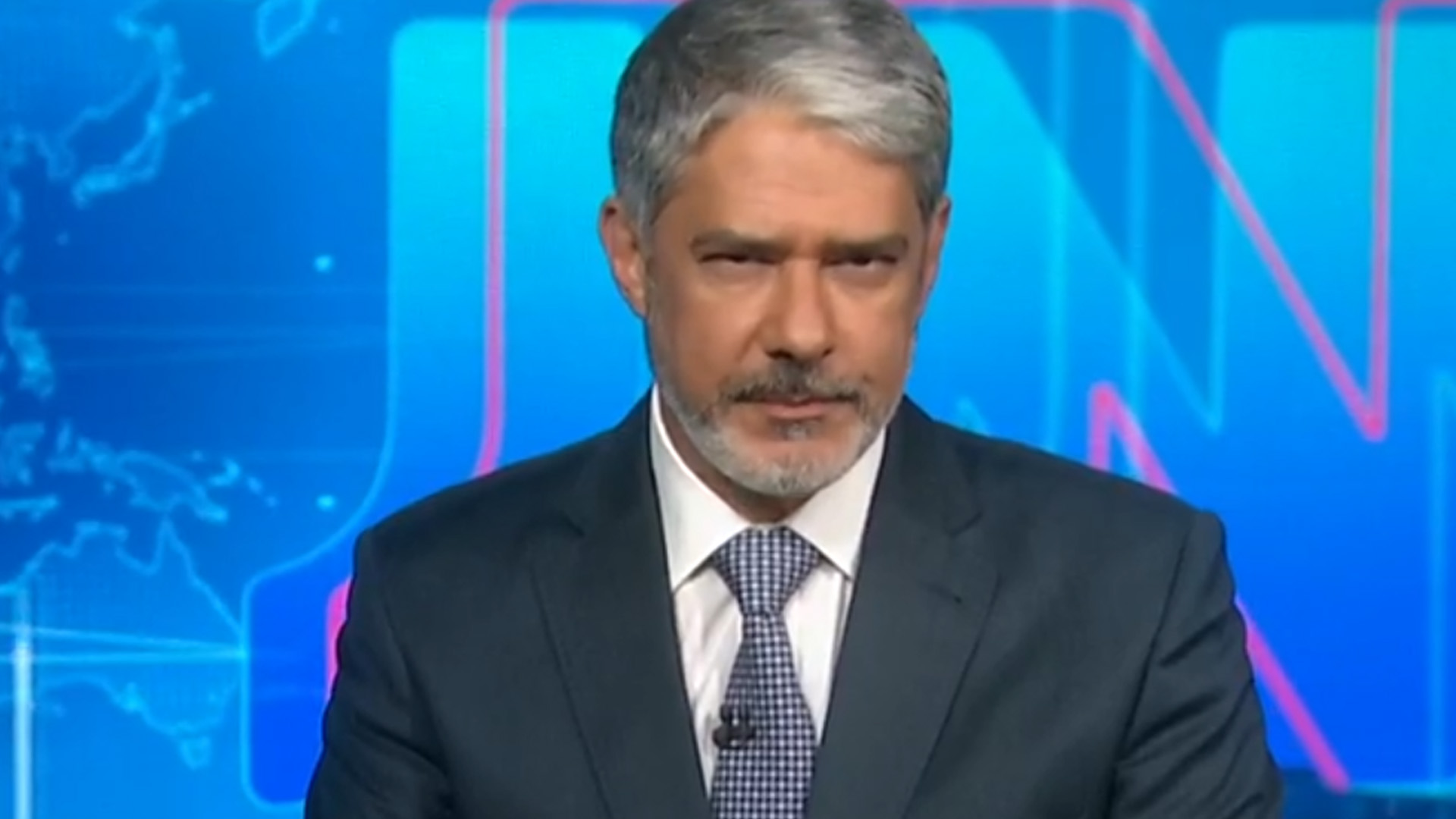 Globo quebra silêncio e explica ausência de William Bonner do ‘Jornal Nacional’