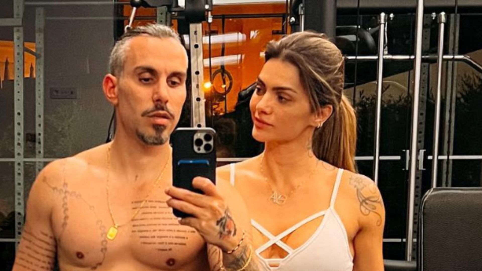 Kelly Key ameaça tirar a legging e marido provoca: “Casal que malha junto, transa junto”
