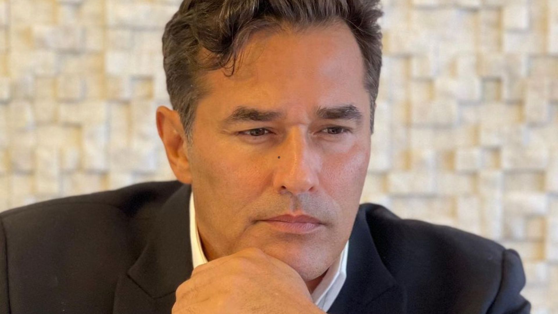 Luciano Szafir revela colocação de próteses por sequelas da Covid-19: “Nas duas pernas”