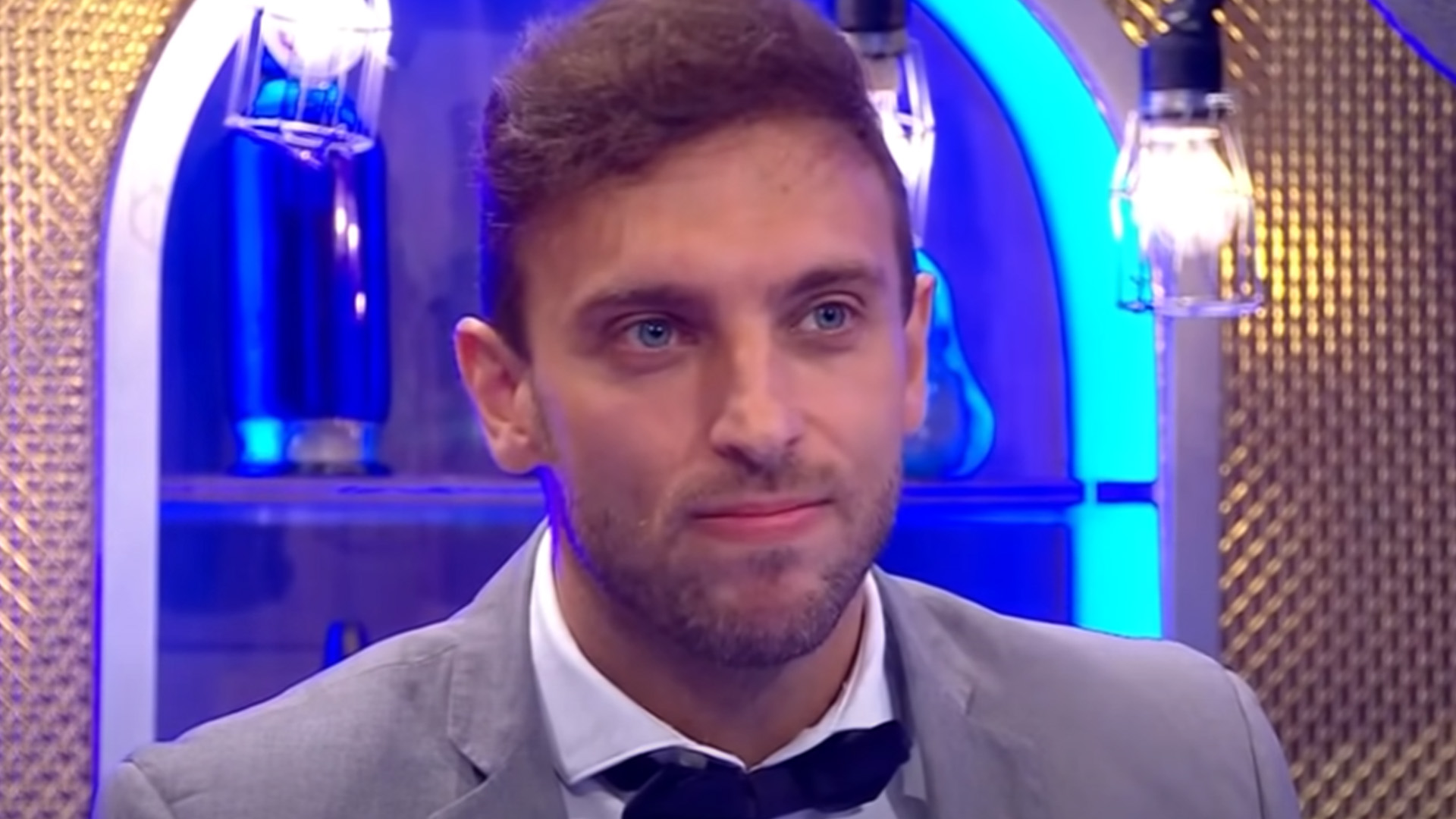 SBT corre para substituir Leo Lins no ‘The Noite’ e já tem nome em vista