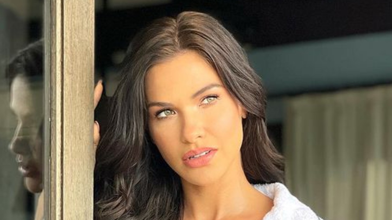 Encantadora, Andressa Suita surge usando roupão de marca grifada e seguidores babam na beleza: “Puts, perfeita demais”