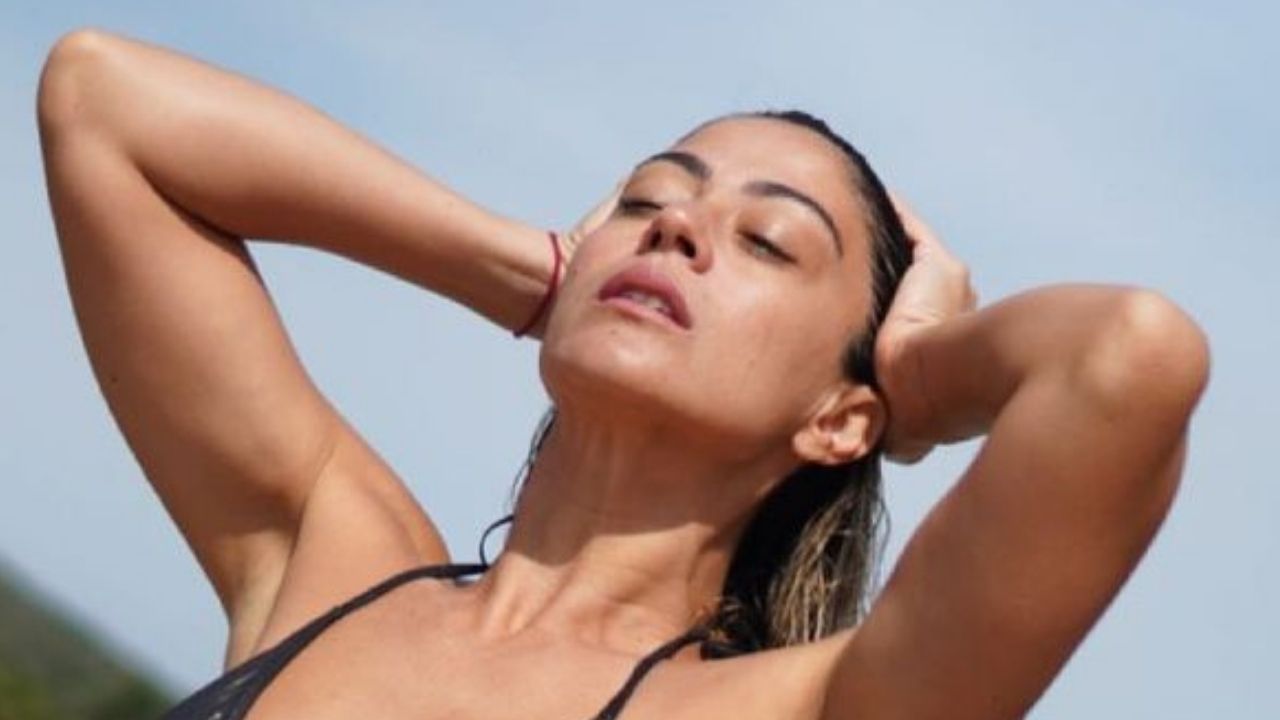 Aos 37 anos, Carol Castro eleva a temperatura da web em clique exibindo a barriga sarada: “Corpo perfeito”