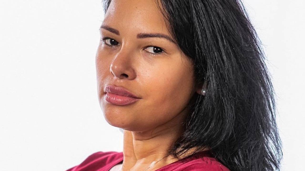 Aos 37 anos, ex-BBB Ariadna Arantes revela planos para se tornar mãe em 2022: “Minha irmã vai gerar”