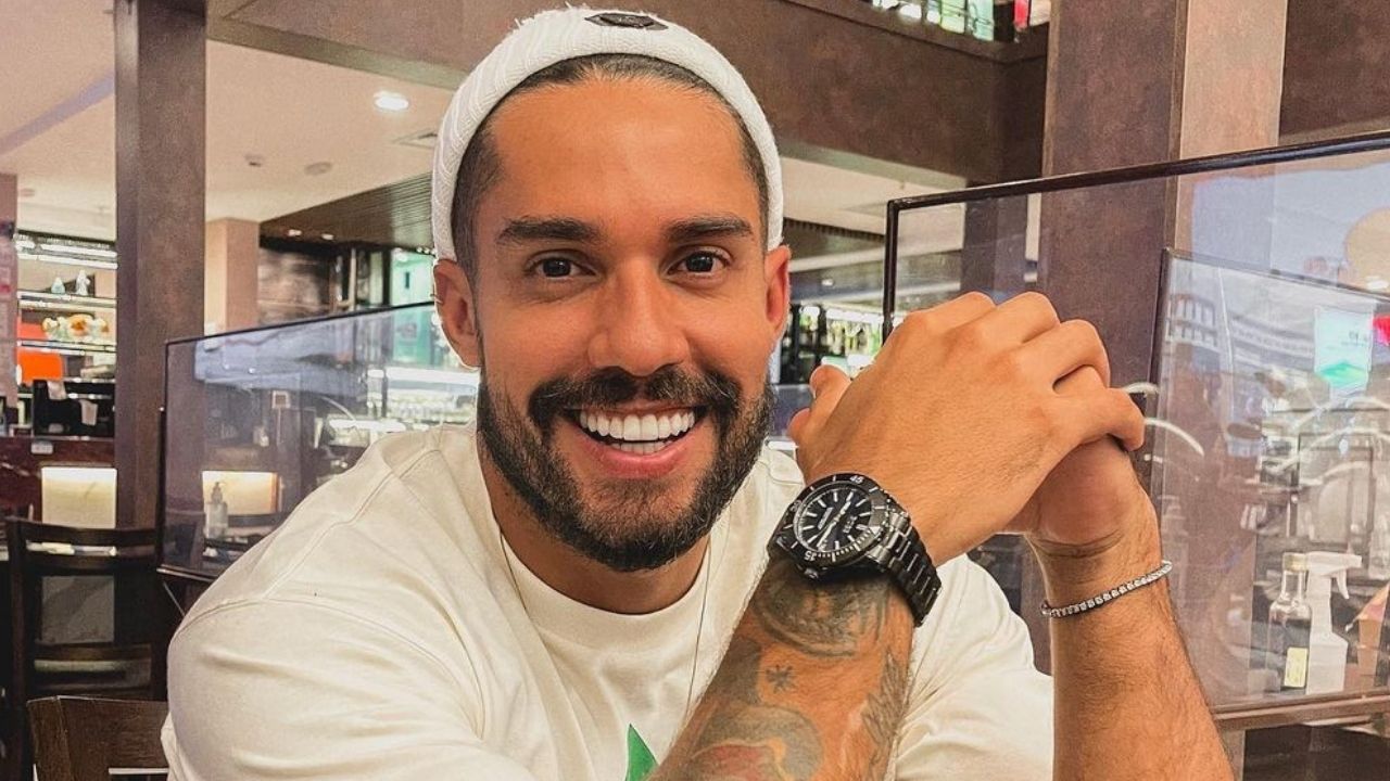 Após pedir para sair do BBB21 e ‘No Limite’, Bil Araújo sugere ingresso em mais um reality: “Fiquem de olho”