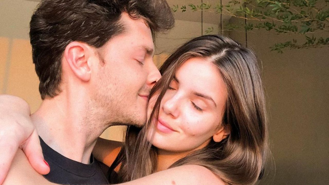 Camilla Queiroz celebra três anos ao lado de Klebber Toledo e se recorda do casamento: “Dia especial”