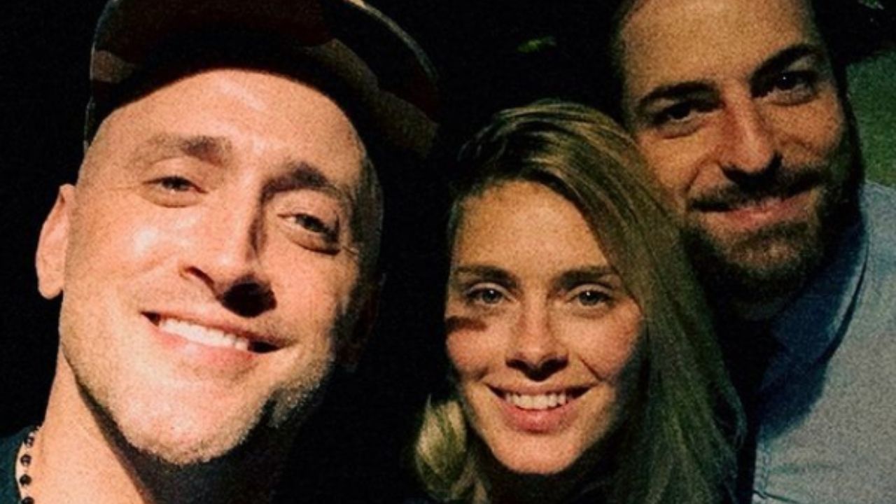 Indignada, Carolina Dieckmann relembra Paulo Gustavo e alfineta autoridades: “Cobraremos vacina e respeito”