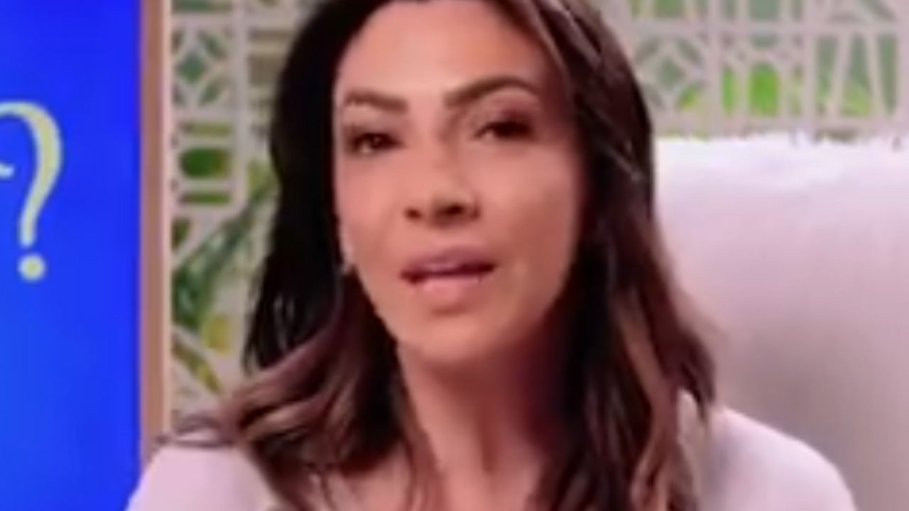 Apresentadora da Globo, Cris Silva tem surpresa incrível ao receber pedido de casamento no ar: “Vocês estão de sacanagem”