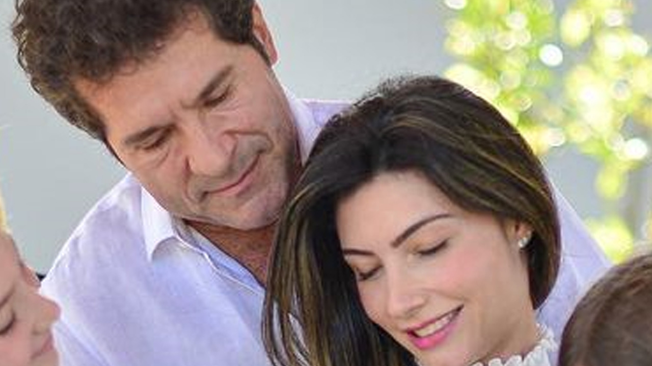 Daniel revela que será papai pela terceira vez com clique ao lado da esposa e filhas: “Família vai aumentar”