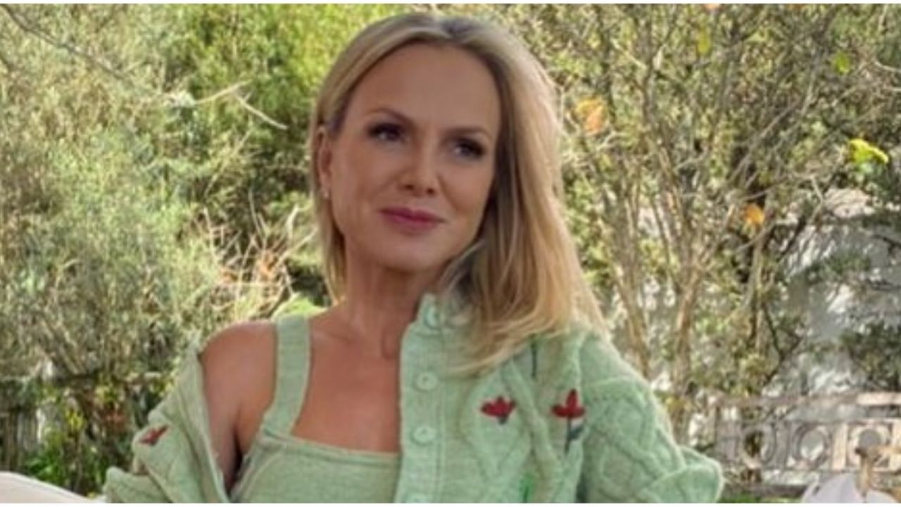 Aos 47 anos, Eliana posa sem retoques e reflete sobre a maturidade: “Rostos sulcados pelas rugas”