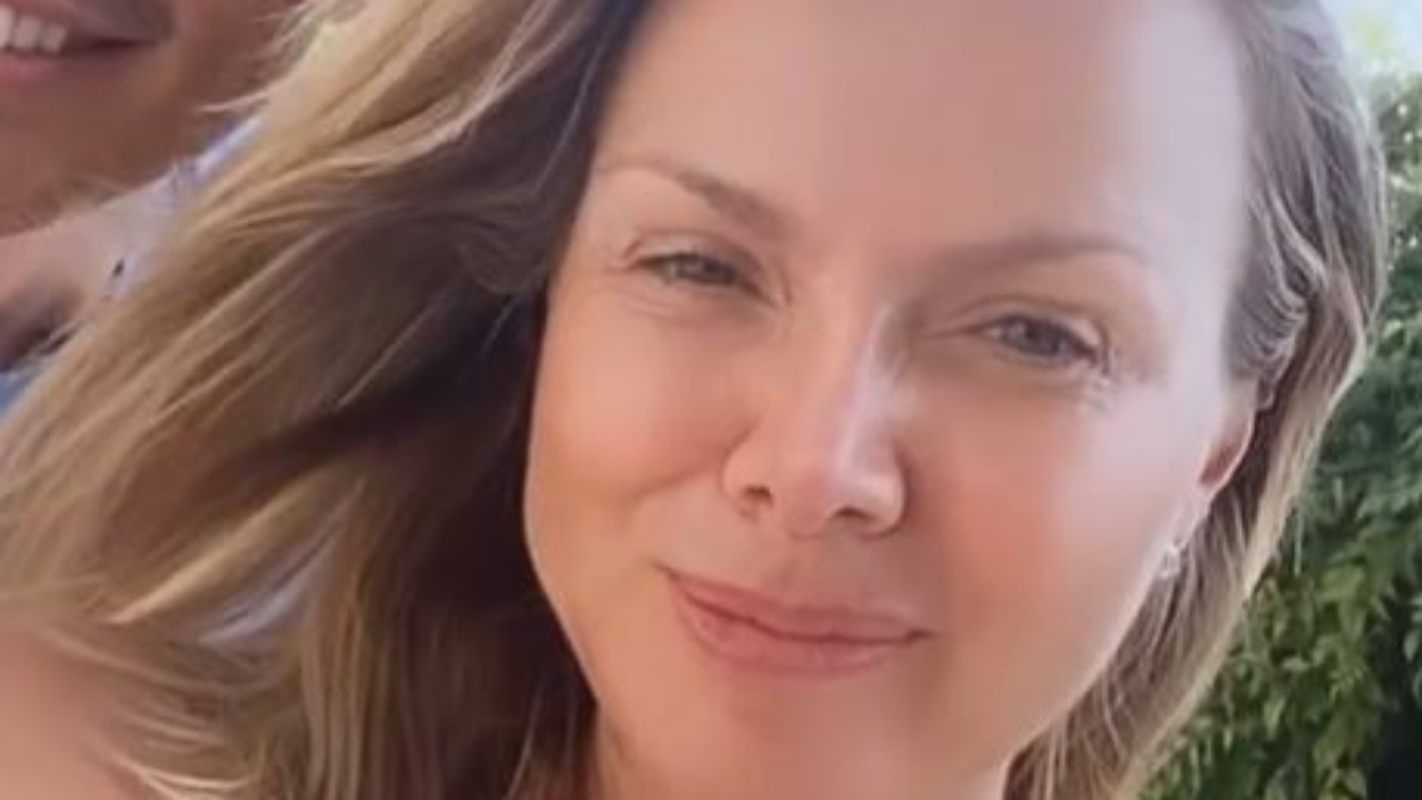 Em clima pré Dia dos Namorados, Eliana divide clique raríssimo com o marido fãs aprovam: “Que sintonia!”