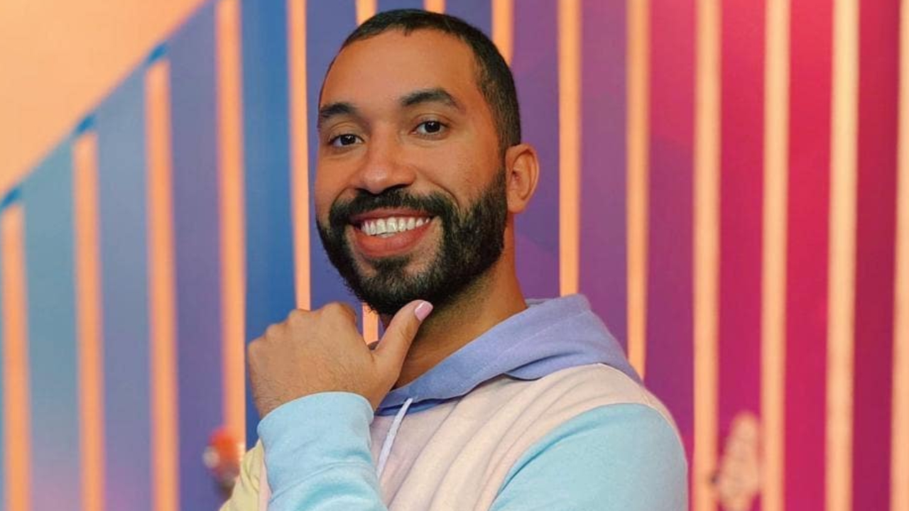 Em alta, ex-BBB Gilberto fecha contrato com empresa concorrente Juliette: “Vamos fazer história!”