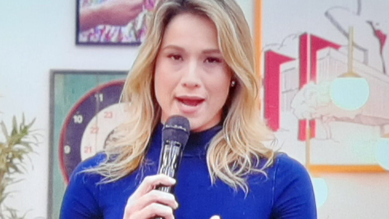 Em clima pesado, Fernanda Gentil abre o ‘Se Joga’ lembrando da tragédia atual da pandemia: “Mais de 500 mil mortos”