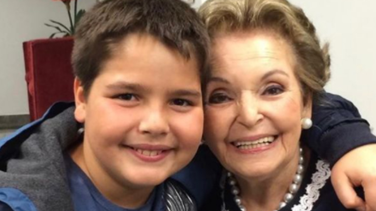 Morando no exterior, filho de Faustão publica homenagem à avó e se despede nas redes sociais: “Te amo muito”
