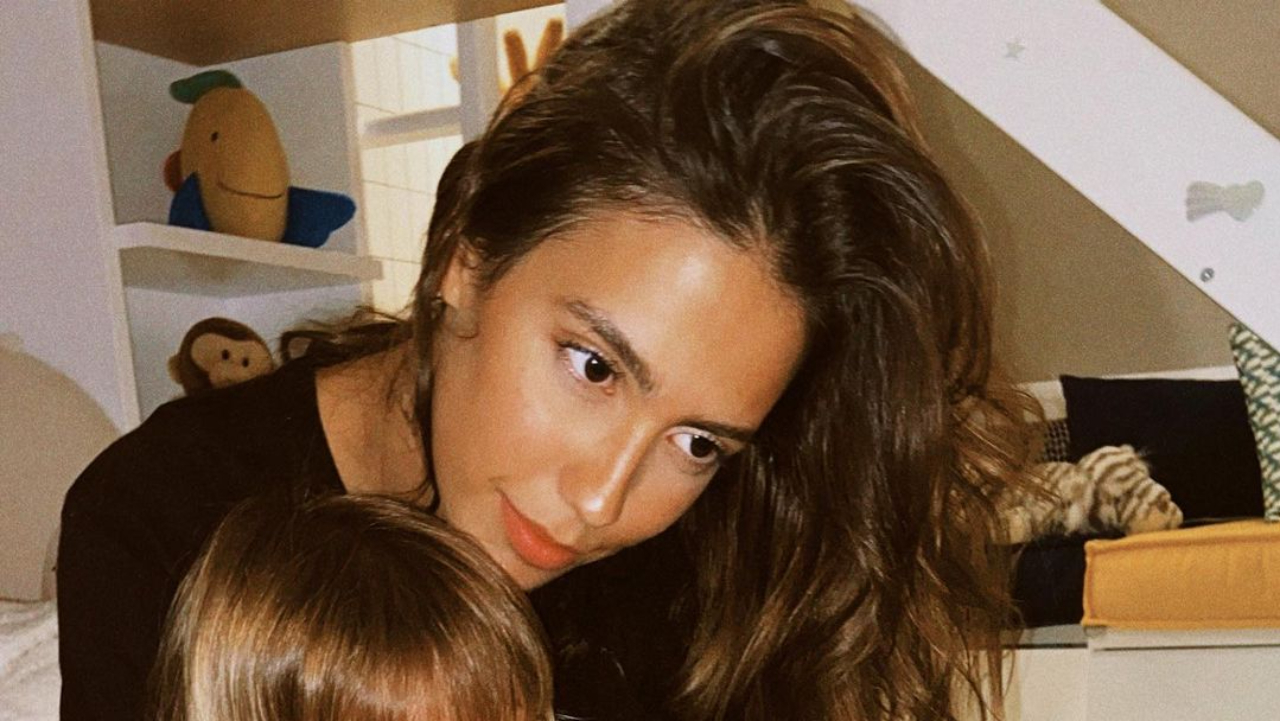 Gabi Brandt compartilha momento fofíssimo com os herdeiros e fãs se derretem: ”Coisa mais linda”