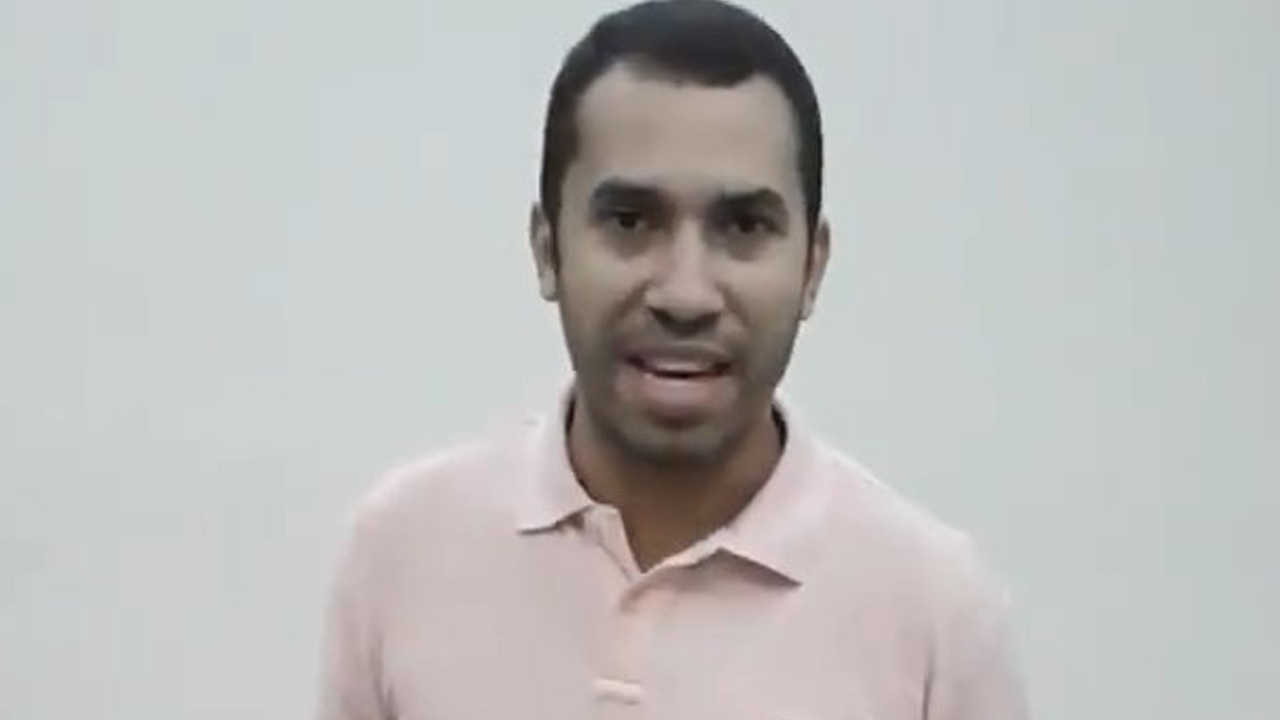 Ex-BBB Gil do Vigor relembra video de inscrição e mostra que sempre foi o rei da cachorrada: “Eu sou o Big Brother Brasil”