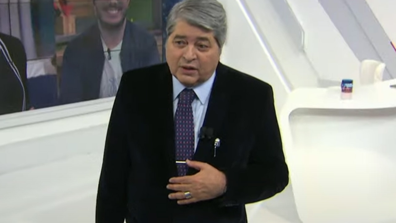 Ao vivo, José Luiz Datena descobre recuperação do filho, se emociona e desabafa: “Fase muito triste”