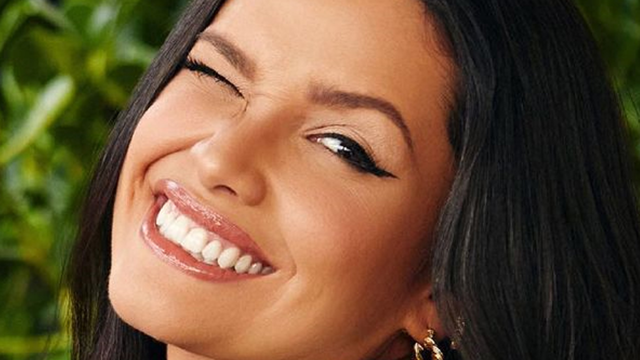 Ex-BBB Juliette Freire faz tatuagem junto da mãe e celebra o amor entre as duas: “Na pele, no sangue e no coração”