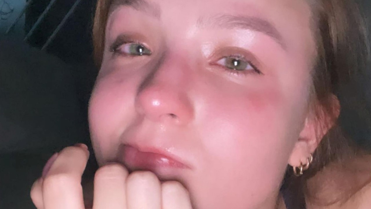 Abalada, Larissa Manoela surge chorando nas redes e aconselha: “Ninguém nunca morreu de amor”