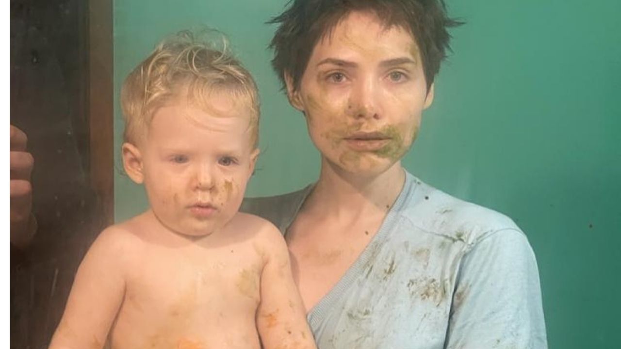 Letícia Colin protagoniza momento de fofura com filho em brincadeira com tinta: “Coisa mais linda”