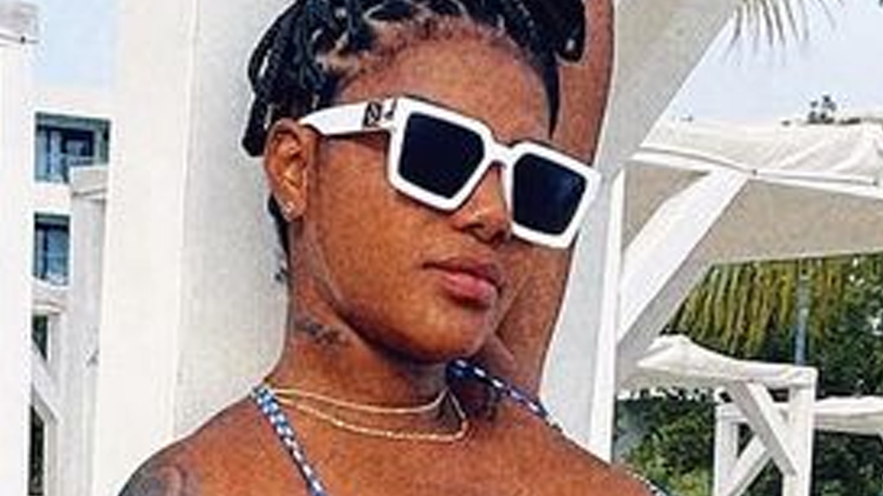 No Caribe, Ludmilla ostenta barriga trincada e bumbum redondinho em cliques frente e verso: “Perfeita”