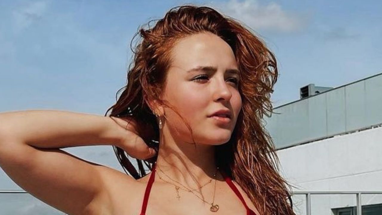 Mulherão! Larissa Manoela abusa da sensualidade ao exibir corpão malhado tomando sol: “Deusa”