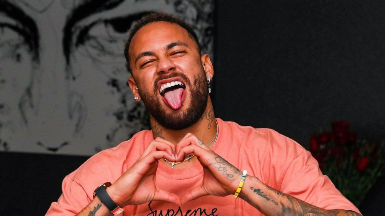 A fila andou? Neymar Jr. faz mistério ao homenagear novo affair: “Queria marcar, mas ela não deixa”