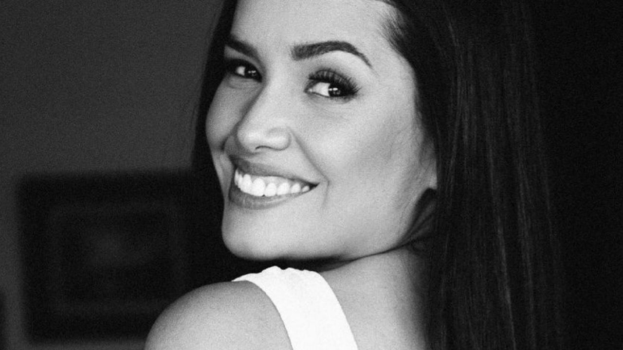 Poderosa! Ex-BBB Juliette Freire aparece esbanjando elegância e se intitula: “Mulher de negócios”