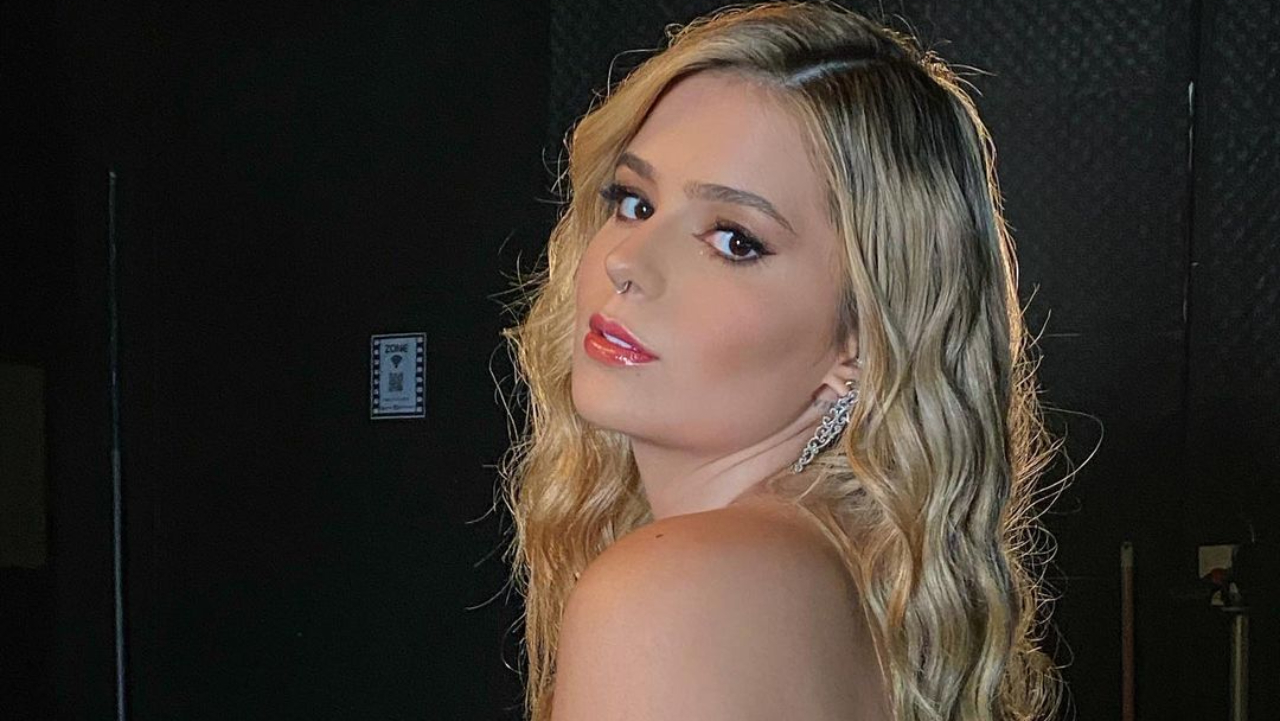 Ex-BBB Viih Tube desabafa sobre autocobrança e confessa ser viciada em trabalho: ”Esqueço de curtir”