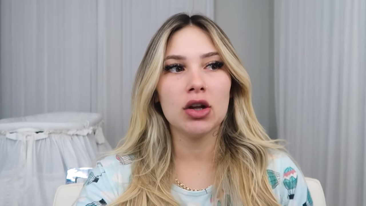 Virginia Fonseca abre o coração ao ser questionada sobre depressão pós-parto: ”Fiquei meio pra baixo”