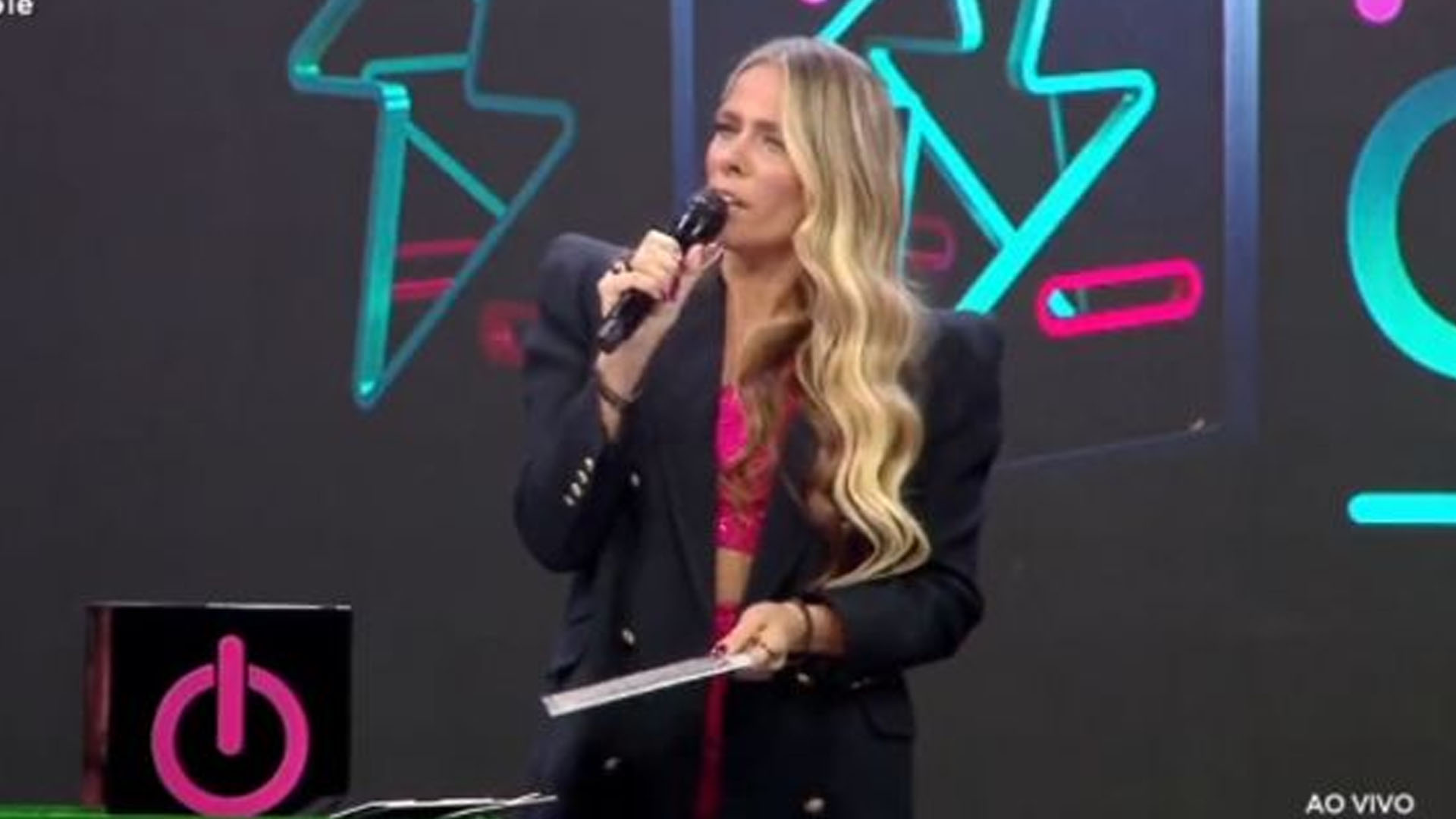Power Couple: Adriane Galisteu fica em choque com atitude de casal: “Não esperava”