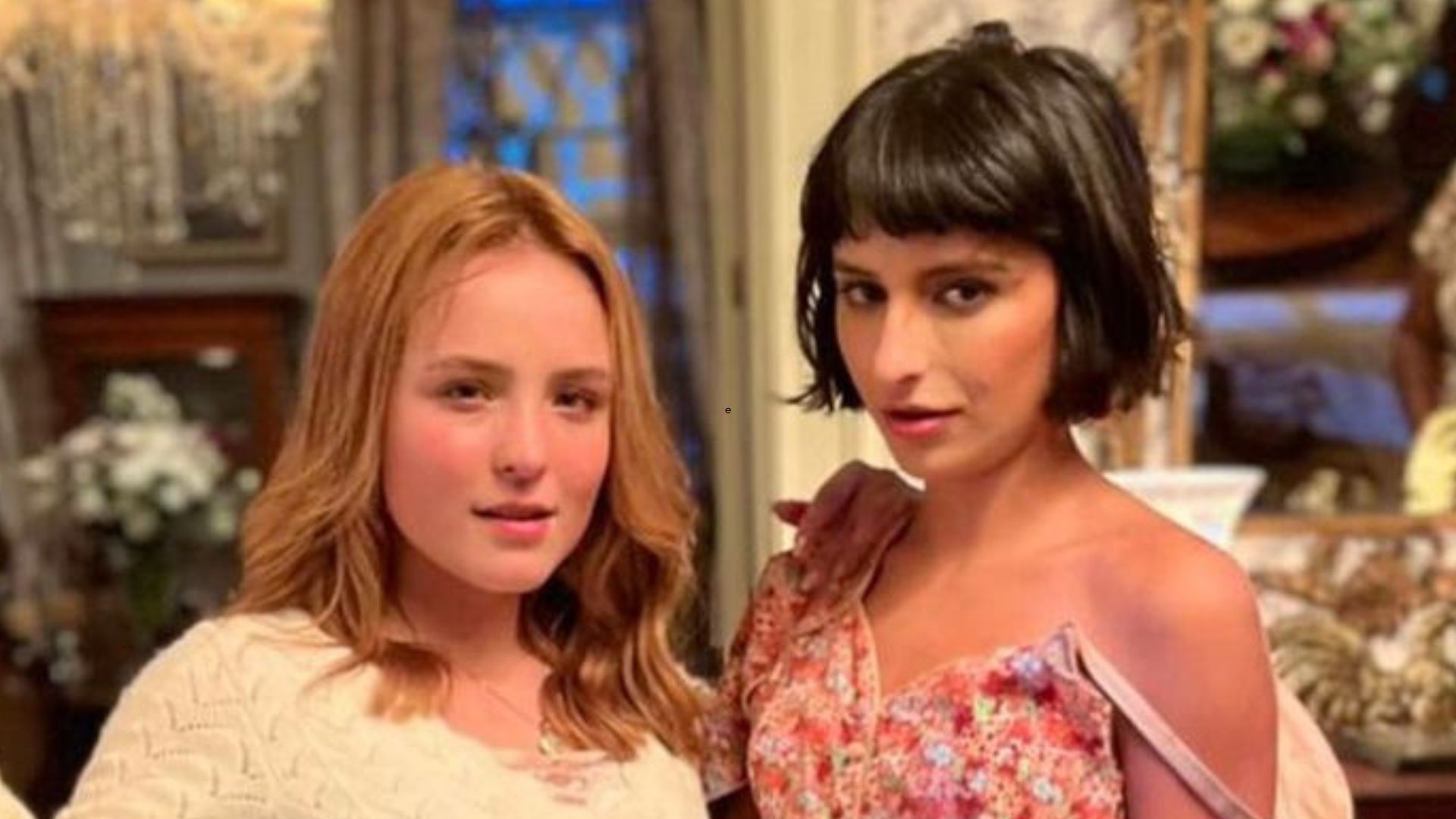 Além da Ilusão: Larissa Manoela e Duda Brack mostram bastidores da cena de briga: “Usando as garrinhas”