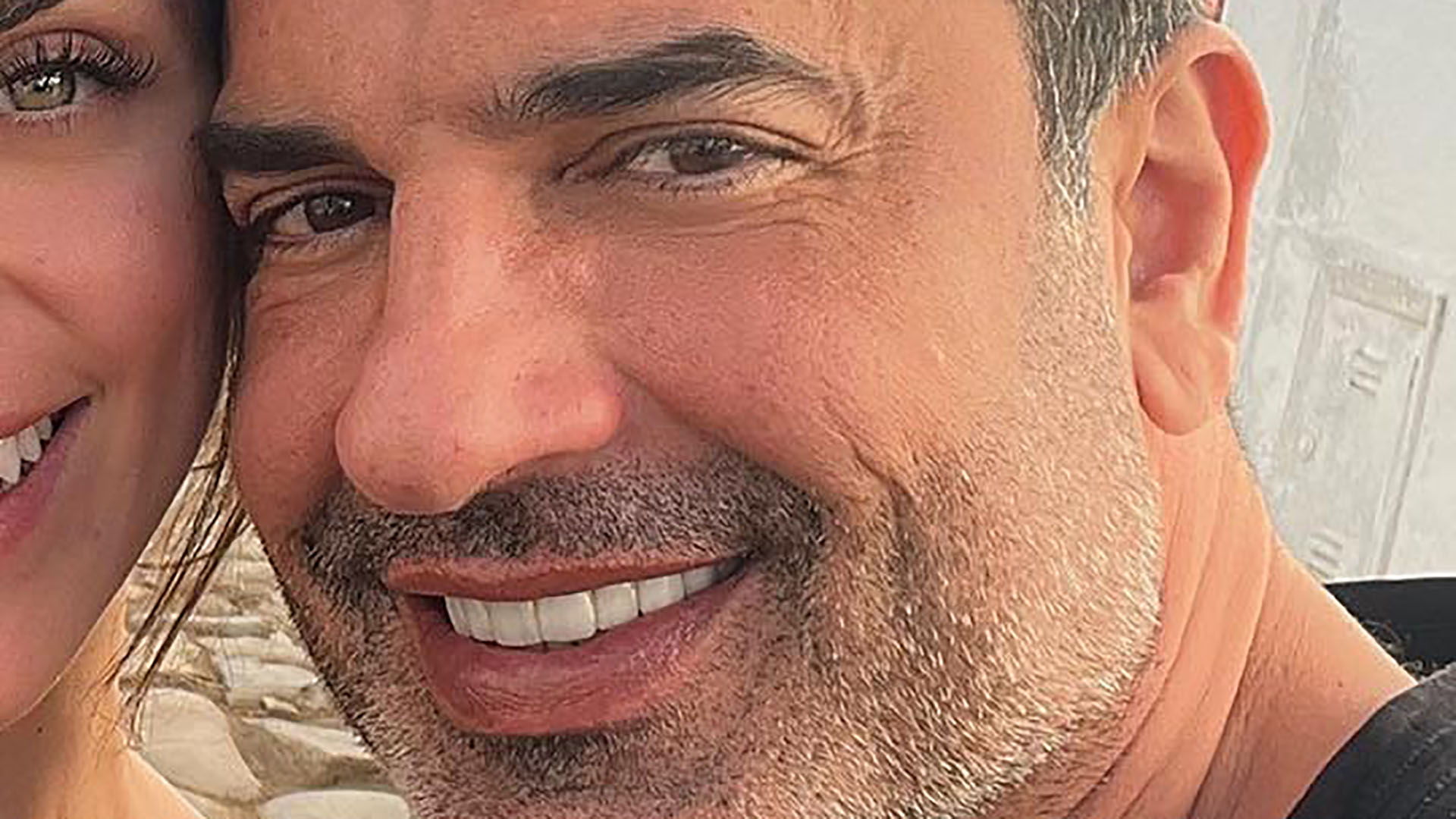 Edu Guedes surge coladinho com a nova namorada pela primeira vez: “Sorte a nossa”