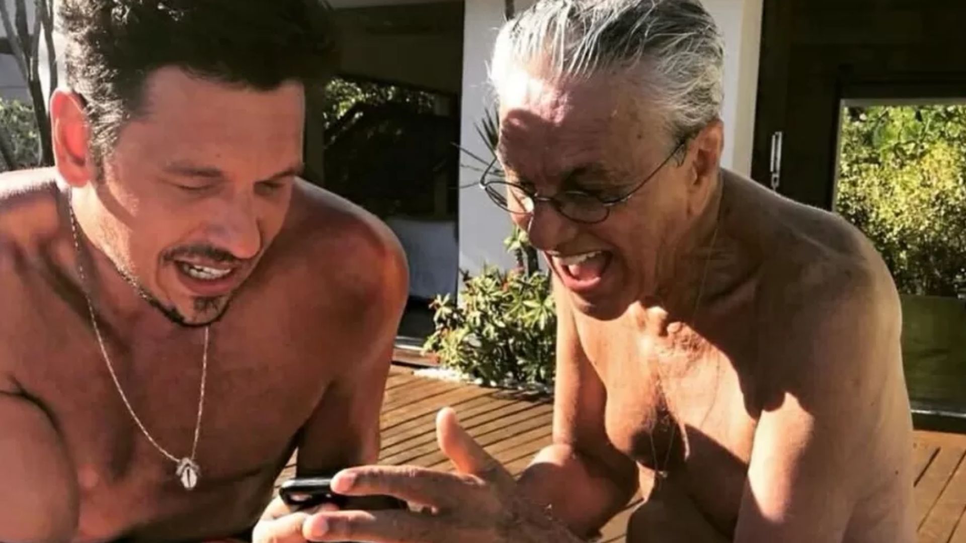 João Vicente revela ter salvo Caetano Veloso de afogamento e expõe detalhes: “Medo”