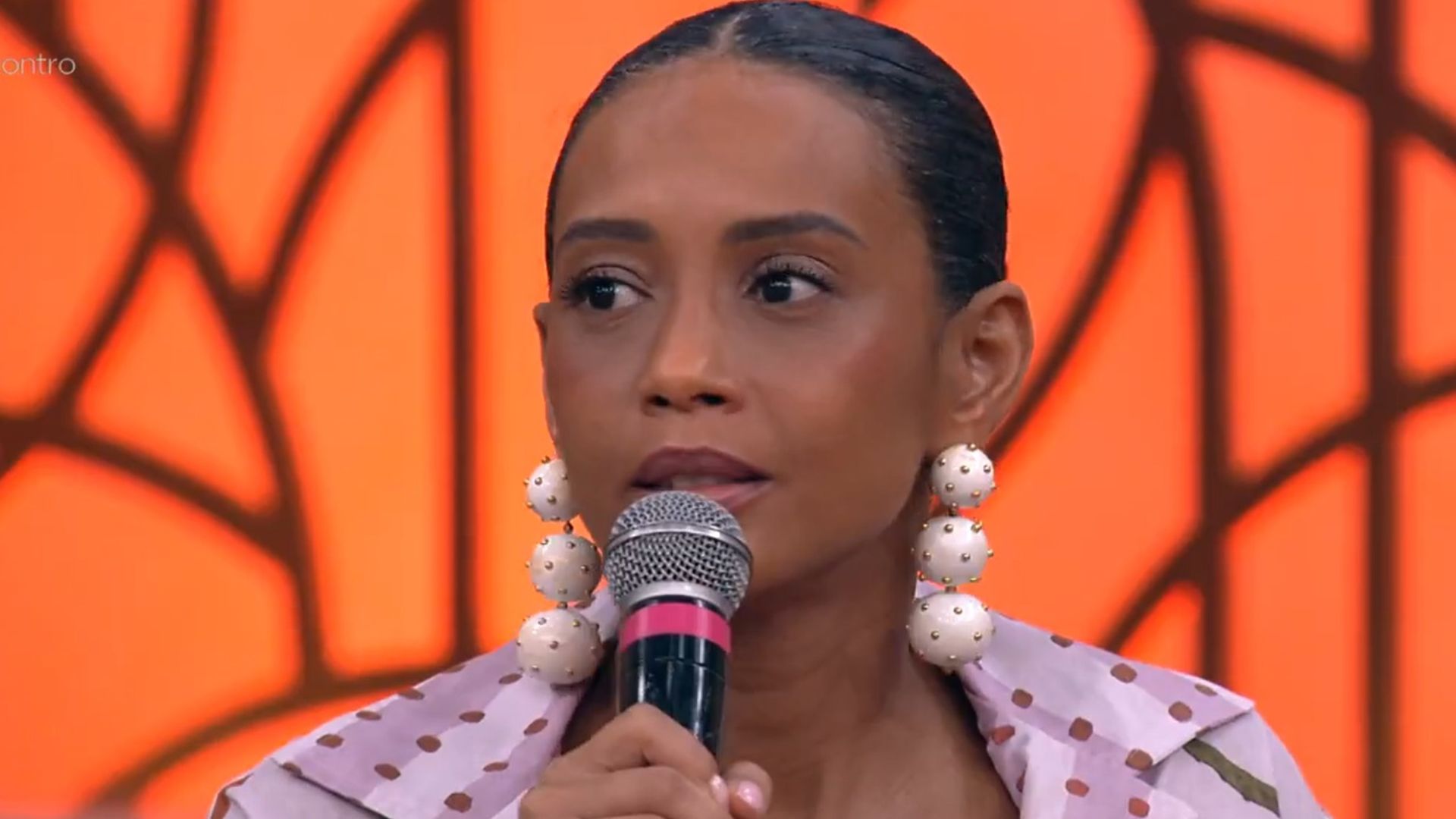 Taís Araújo faz apelo ao vivo na Globo e pede filme das Empreguetes: “Dez anos depois”