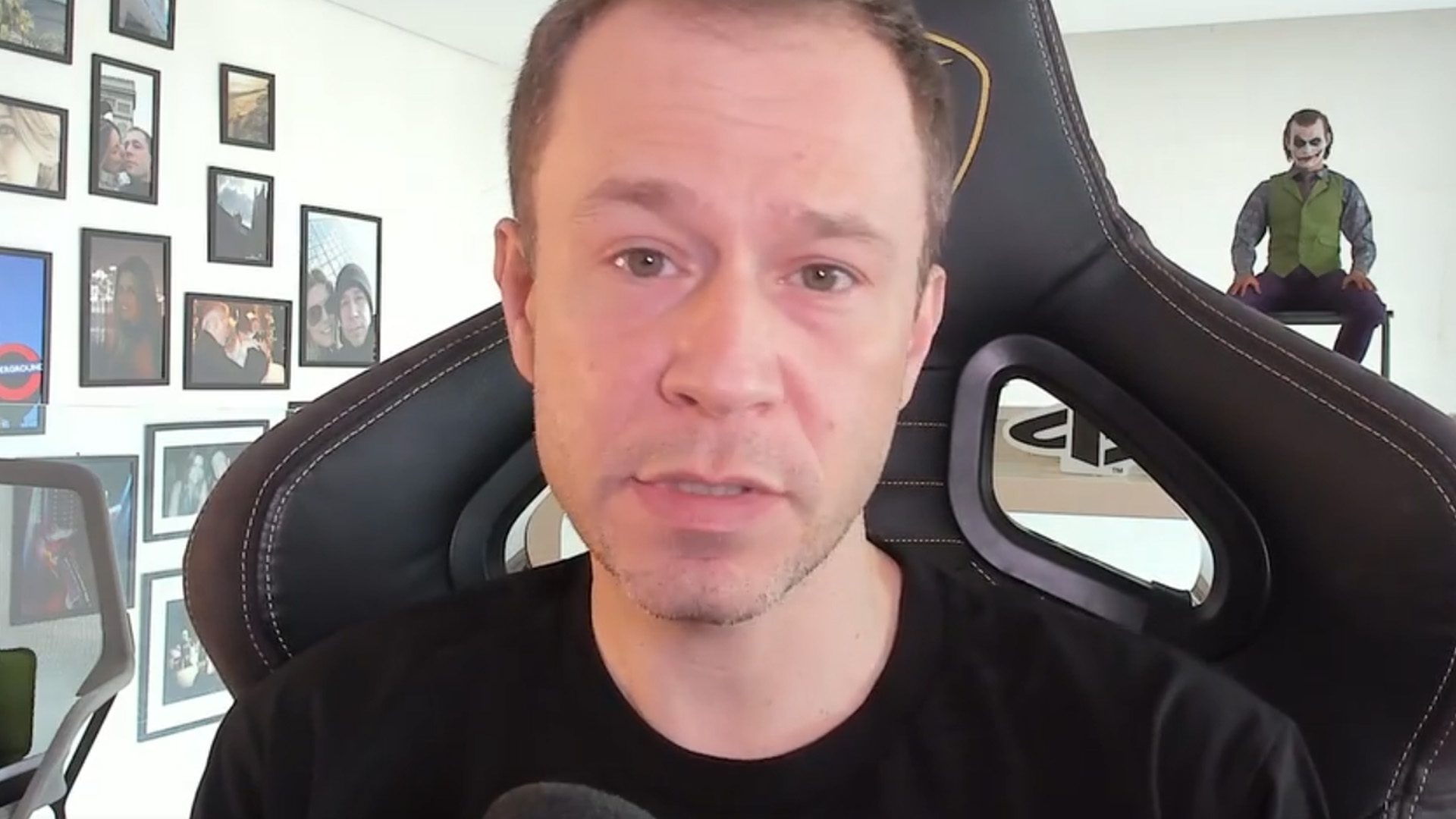 Tiago Leifert rebate críticas após se posicionar sobre política: “Erro grave”