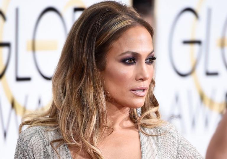 Jennifer Lopez: Aos 45, segura e pegadora!