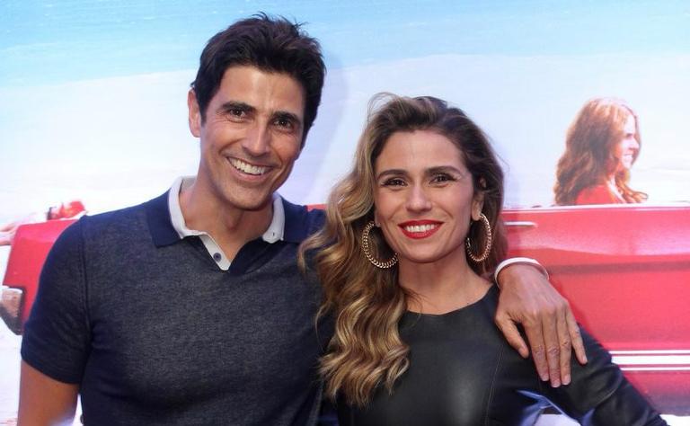 Giovanna Antonelli e Reynaldo Gianecchini vão a pré-estreia no Rio