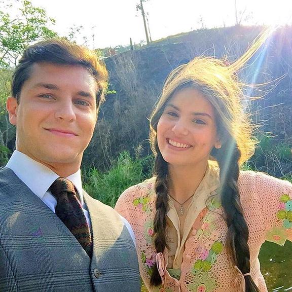 Klebber Toledo e Camila Queiroz gravam primeira cena de novela