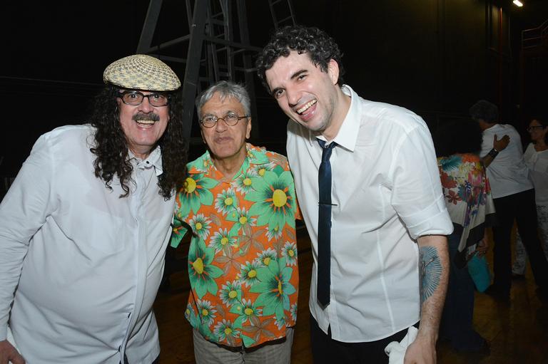 Caetano Veloso prestigia show de Moraes Moreira e seu filho, Davi, em Salvador