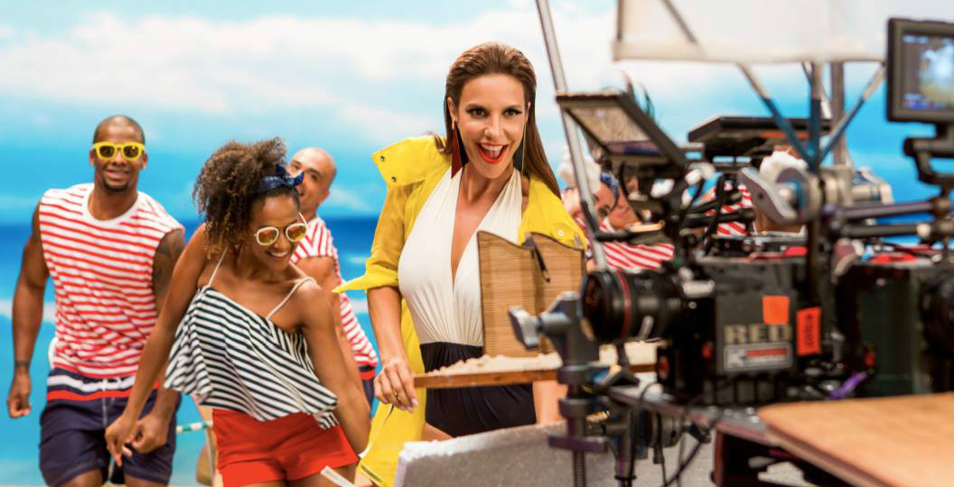Ivete Sangalo bate recorde com o clipe O Farol