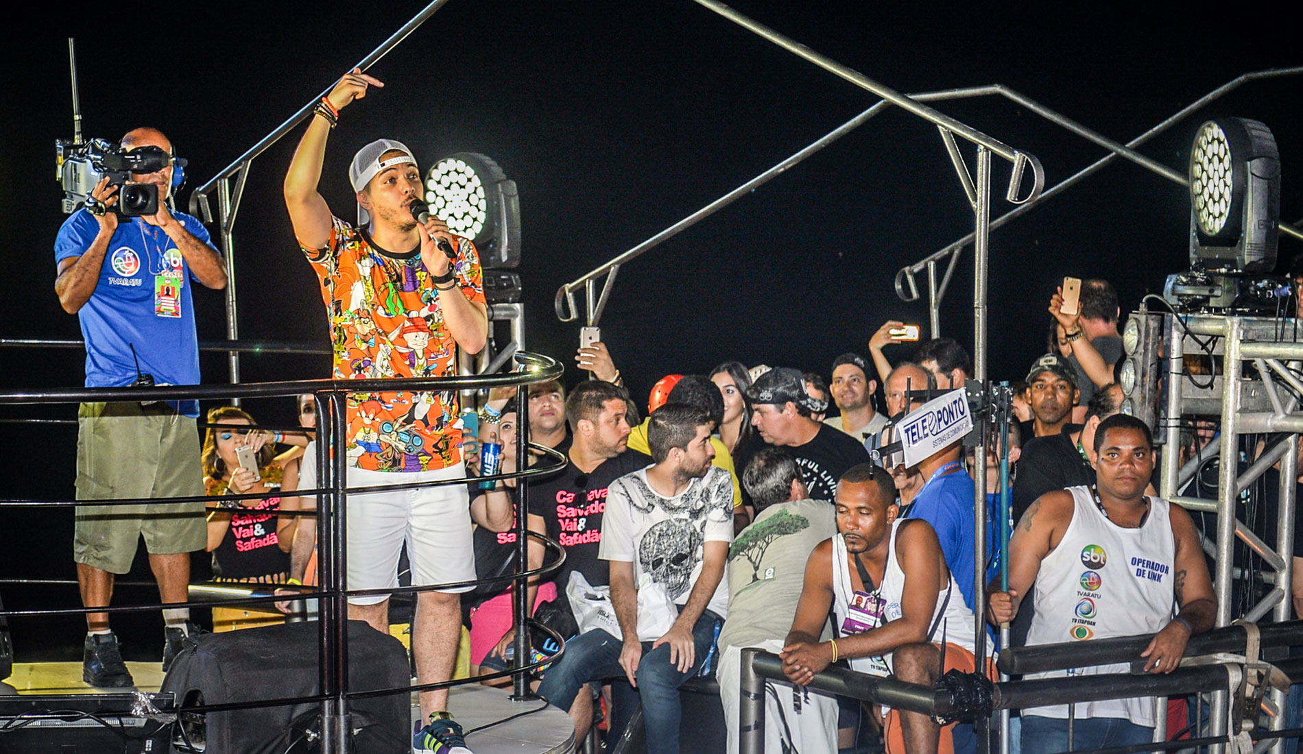 O primeiro dia de folia no Carnaval 2016 em Salvador