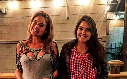 Grávidas, Thaís Pacholek e Thais Fersoza se encontram na Disney