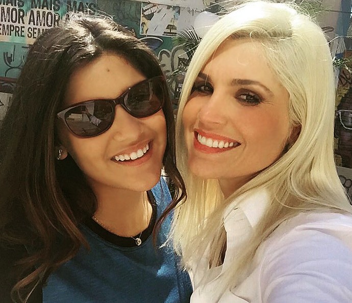 Flávia Alessandra parabeniza a filha, Giulia: “Minha sorte grande”