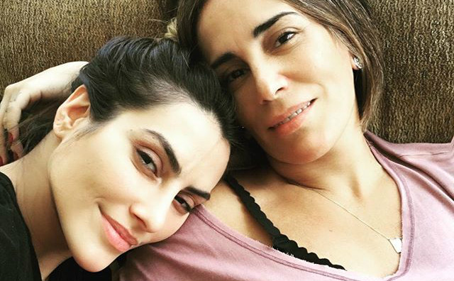 Cleo Pires posta foto juntinho da mãe, Glória Pires